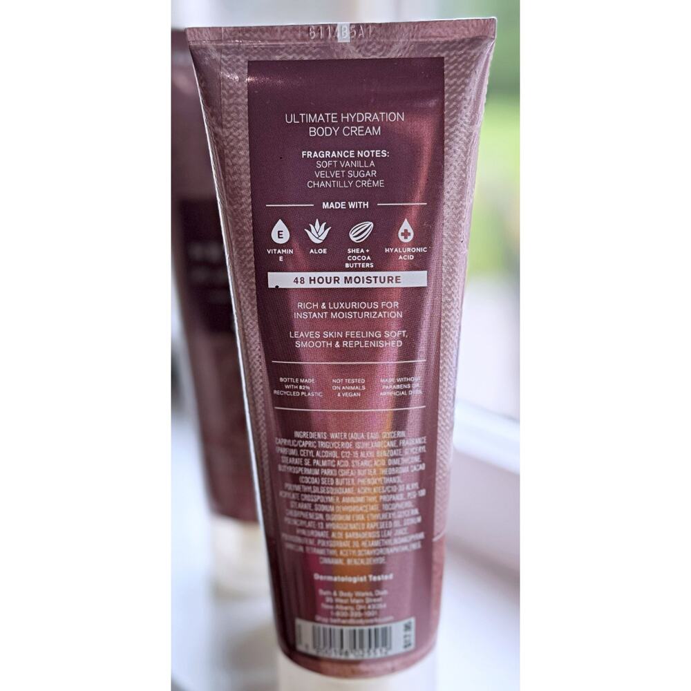 Bath & Body Works 8 oz Wrapped in Vanilla Ultimate Hydration Body Cream x3 - Picture 3 of 4